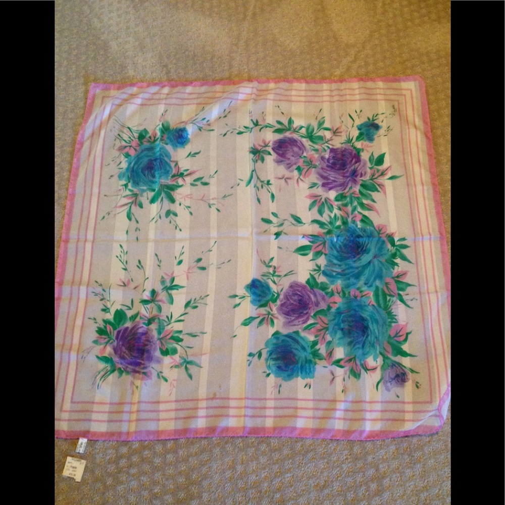 Beautiful Italian made scarf